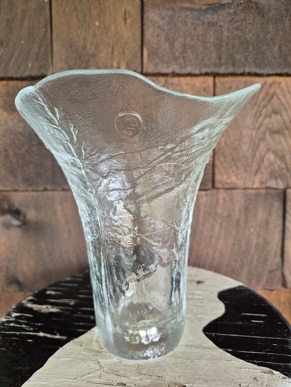 Merilasi Finnish Vase Textured Landscape Design